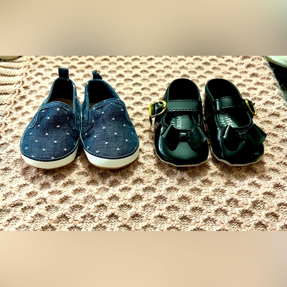 (3 for $25) Bundle of Baby Girl Shoes. denim blue, black patent leather Size 1